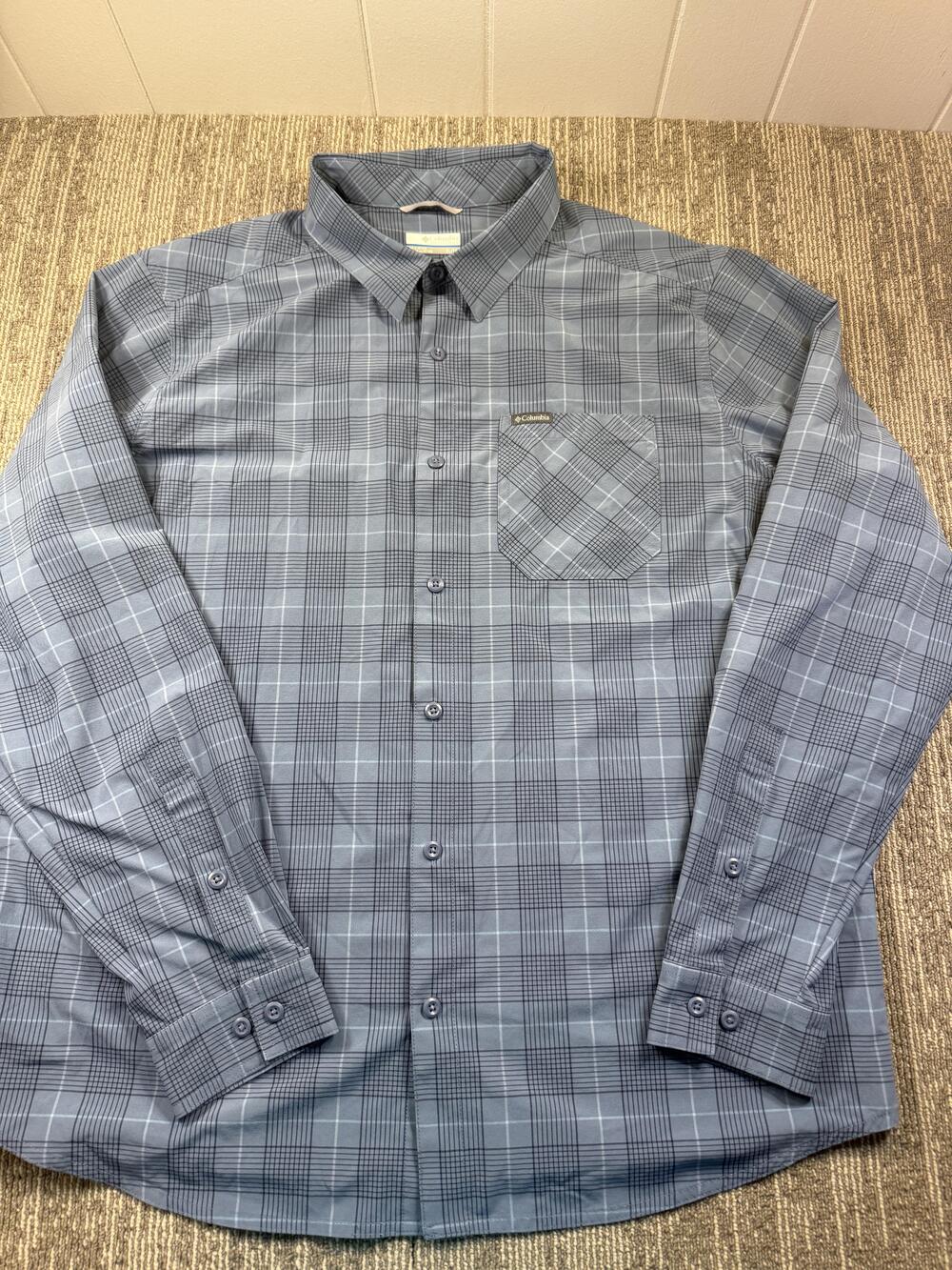 Columbia Shirt Mens XL Blue Plaid Long Sleeve Button Up Casual Woven Outdoor